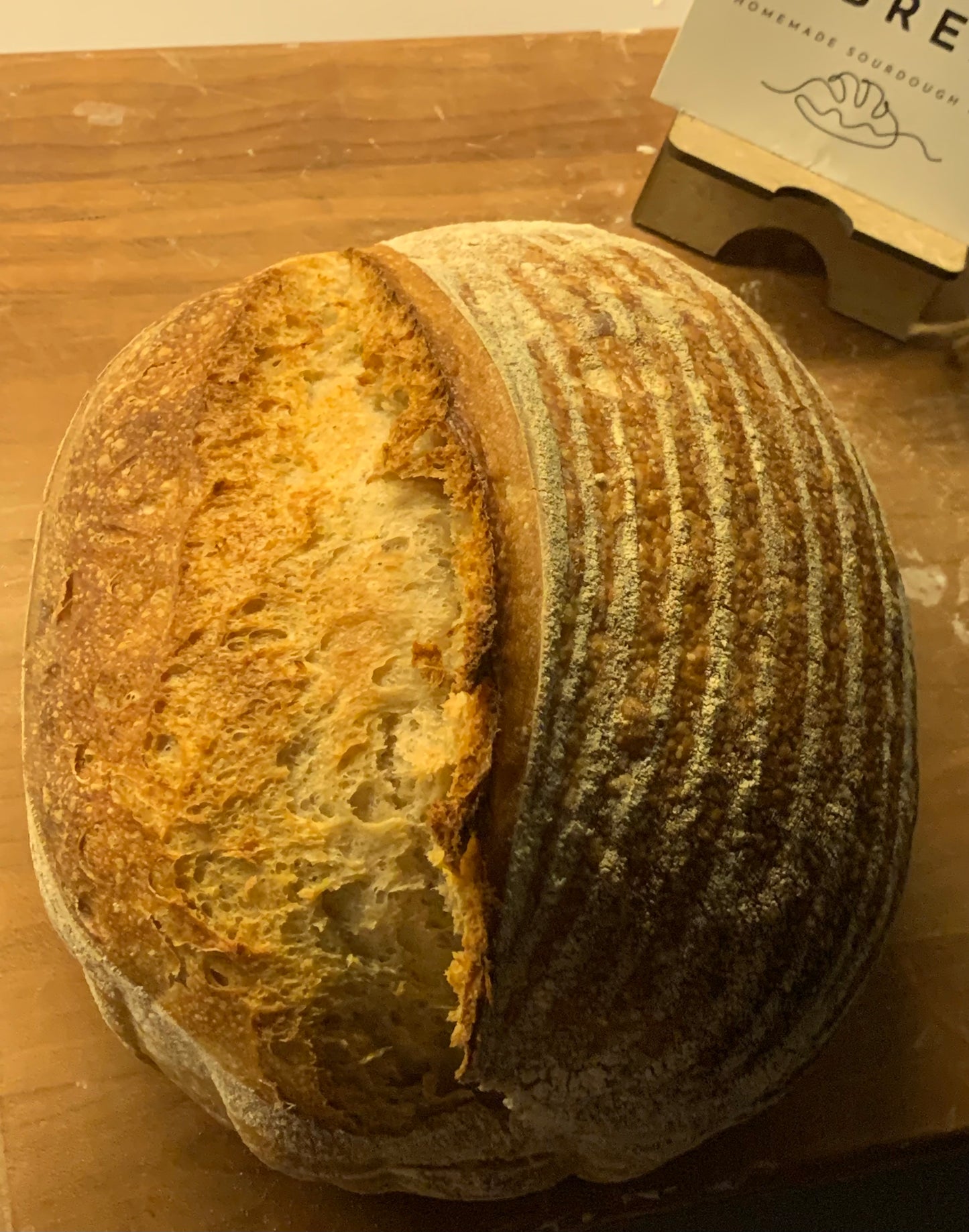 Dried fig and walnut Sourdough loaf (weight 950~1,000g)